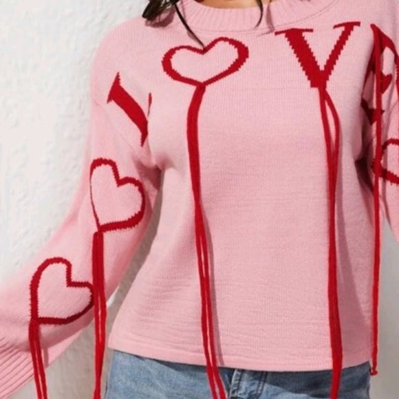 "Bleeding love" valentine's pink sweater - Picture 7 of 7